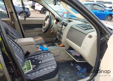 2010 Ford Escape Xlt from USA, damaged, VIN 1FMCU9D74AKB31365